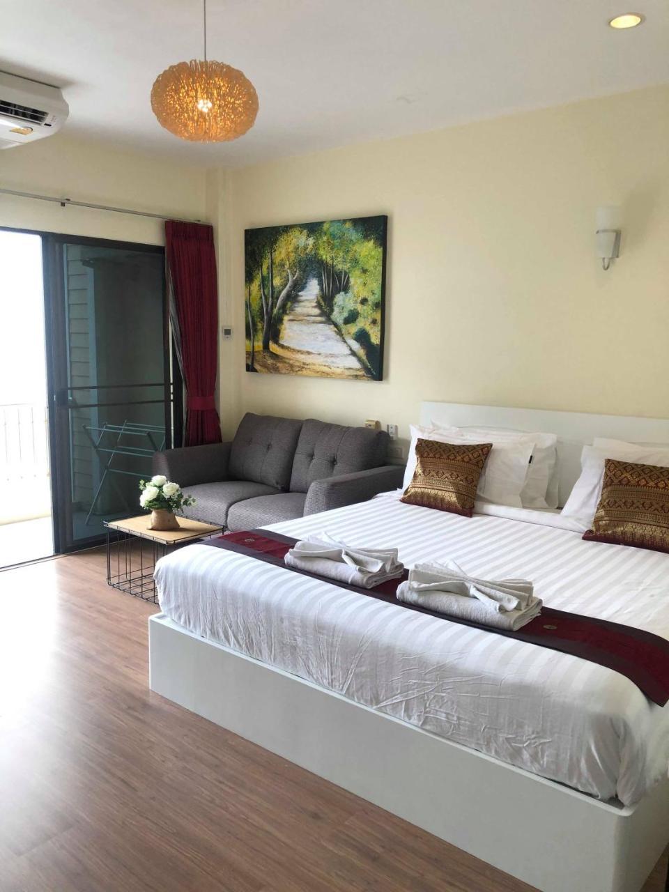 Db Residence Patong Exterior foto