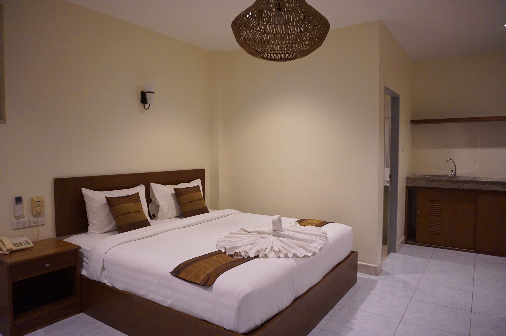 Db Residence Patong Exterior foto